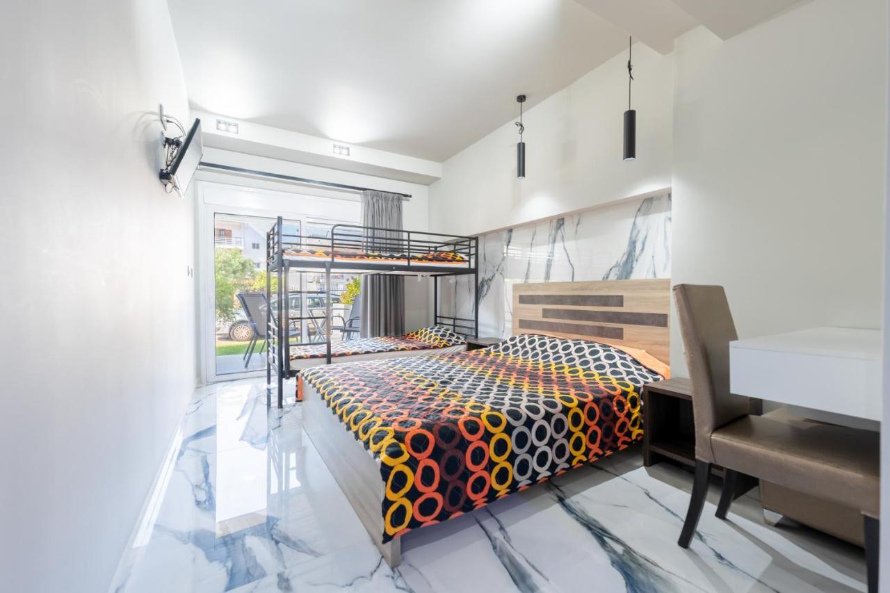 Vicky Rooms Paralia Dionysiou Exterior photo