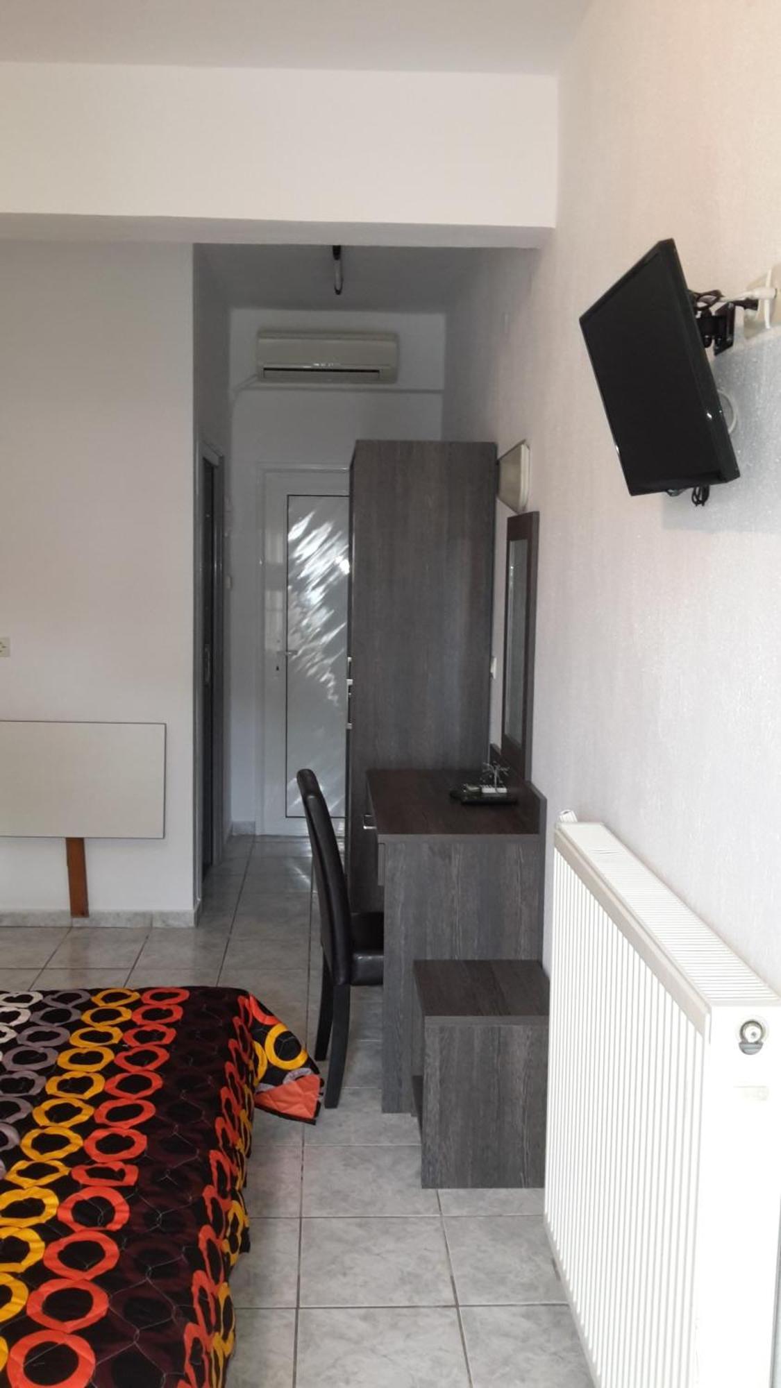 Vicky Rooms Paralia Dionysiou Room photo