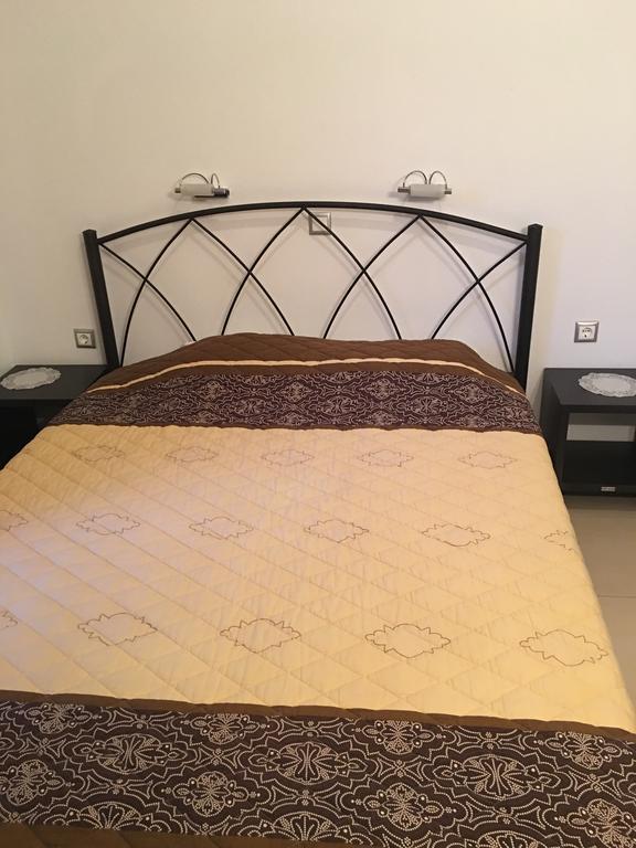Vicky Rooms Paralia Dionysiou Exterior photo
