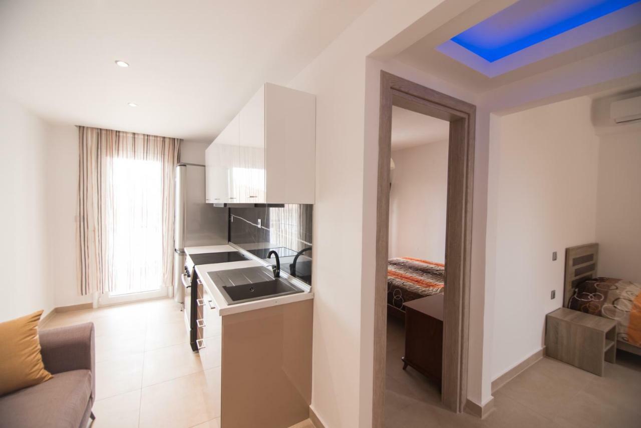 Vicky Rooms Paralia Dionysiou Exterior photo